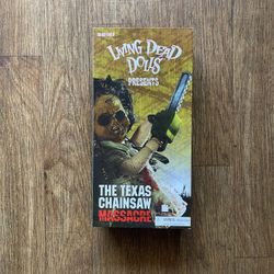 Living Dead Doll Leatherface Collectible Doll Figure Mezco Toys