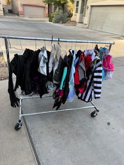 COSTUMES