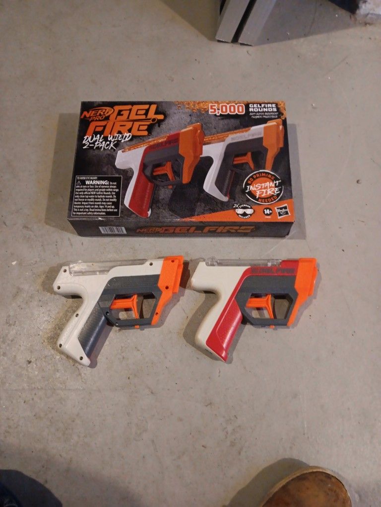 4 Nerf Gel Blasters