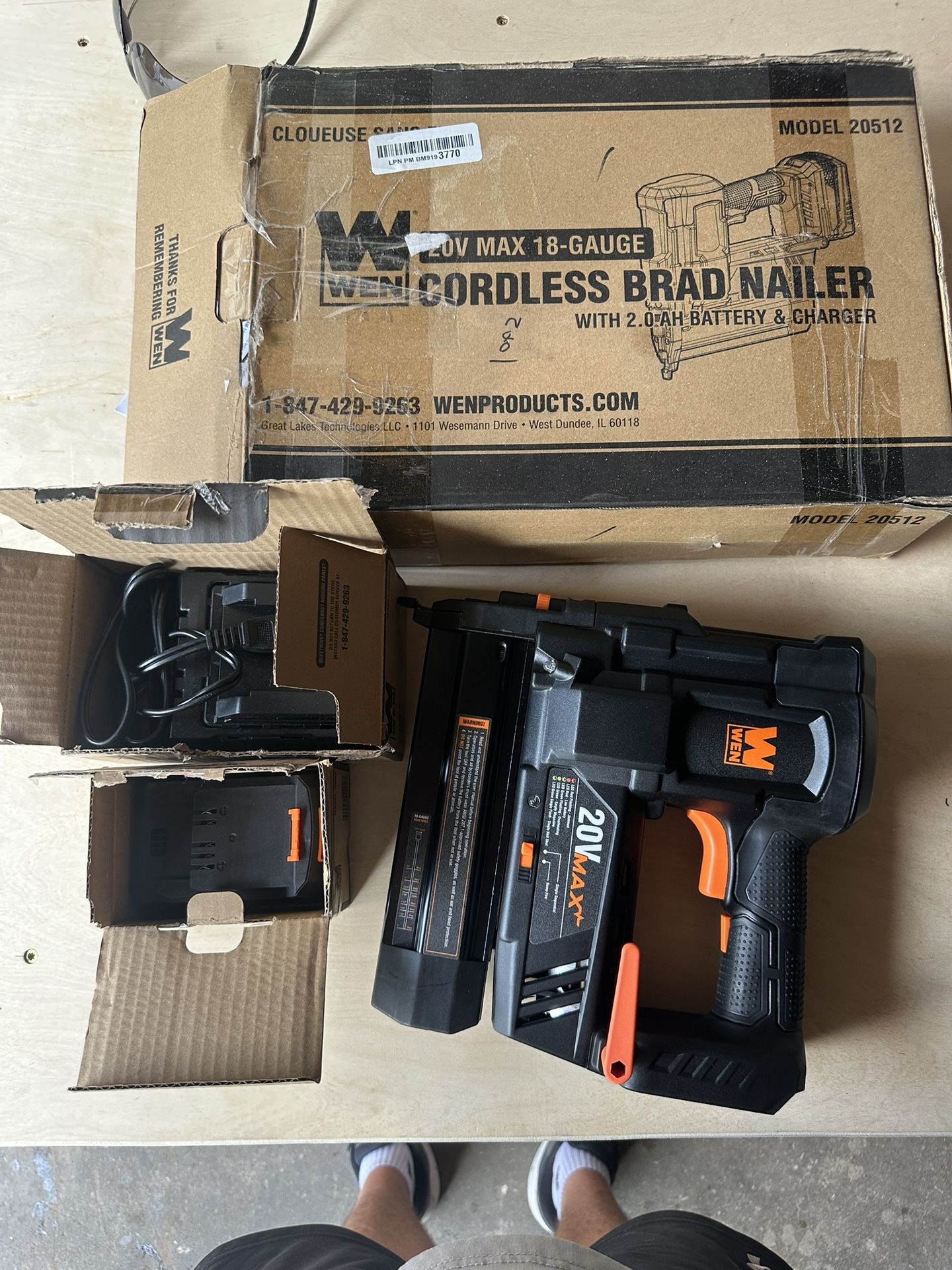 Wen 20V Max 18-gauge Cordless Nailer