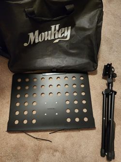 Music Stand  (Moukey) 