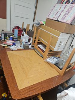 Dinning  table  for free.