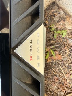 2500 watt Rockford amp