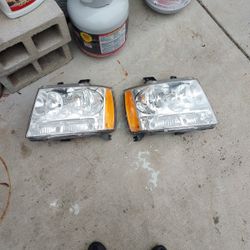 Chevy Avalanche Headlights