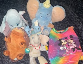 Disney Land Disney Store Dumbo Lot of 6 Figures Plush Dolls + Bonus Disney Plush and Mickey Minnie 6t  Beanie babies Toys Mixed lot $100 retail value 