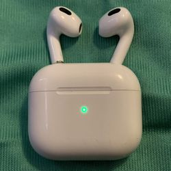Great condition AirPod 3rd generation