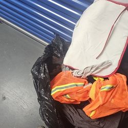 Big Box Glothin large bag of mixed clothes in good condition different sizes