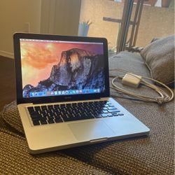 2008 MacBook With Word 