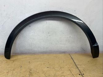2015 - 2018 AUDI Q3 Rear Right Wheel Fender Flare TRIM / Molding 8U0853818A