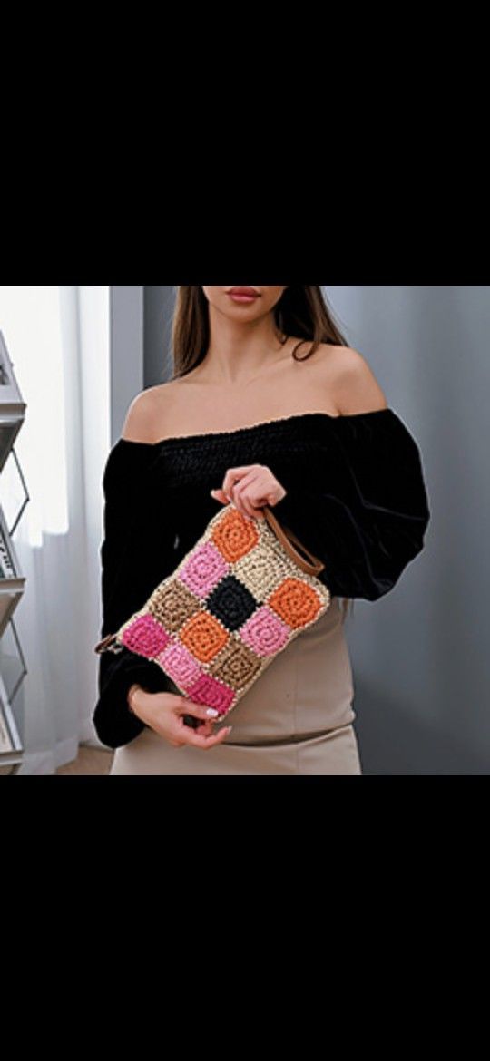 Raffia Wristlet