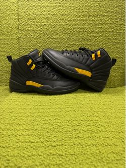 Jordan 12 “BLACK TAXI “size 8.5M