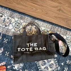 Marc Jacob’s the tote bag