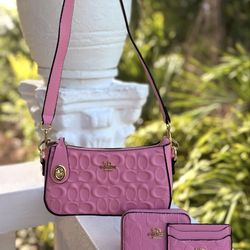 Coach 3 Piece Pink Gift Set