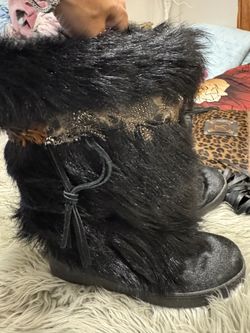 Bear Paw boots 9
