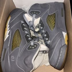 Jordan 5 Retro - Wolf Grey Size 6.5y