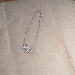 Sterling Silver Bracelet Bow With Diamonds 