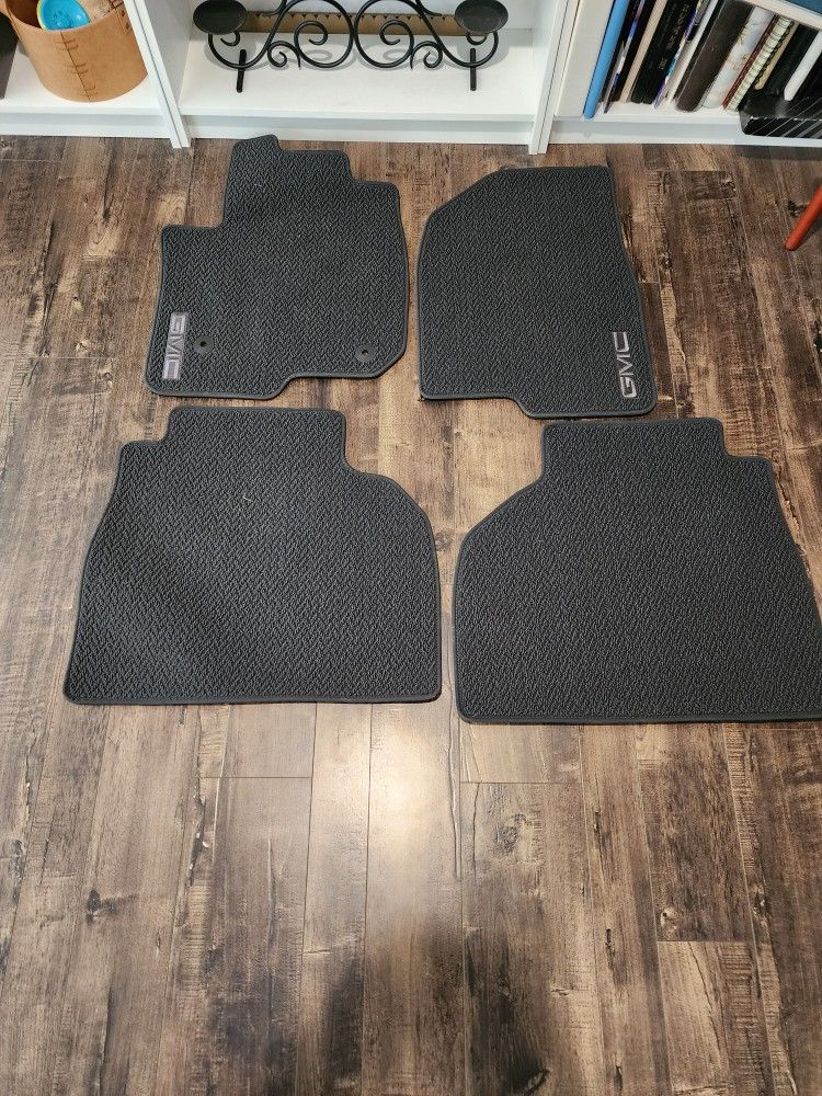 GMC Sierra FLOORMATS NEW 2019-2023
