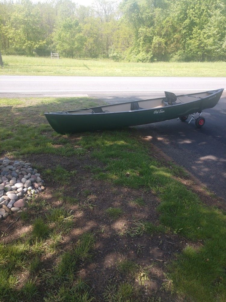 Sarana Old town Canoe. 14 Ft . 