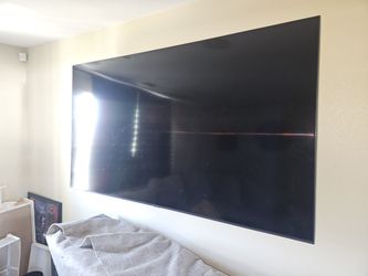75" Samsung TV