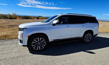 Mose is renting a Cadillac Escalade
2024 4WD Sport