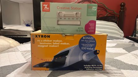 Xyron 900
