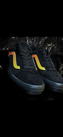 $60 TWO PAIR: New Vans & Like-New Converse - (WMNS Size 7.5)