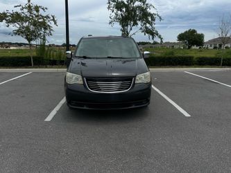 Crysler Town and country