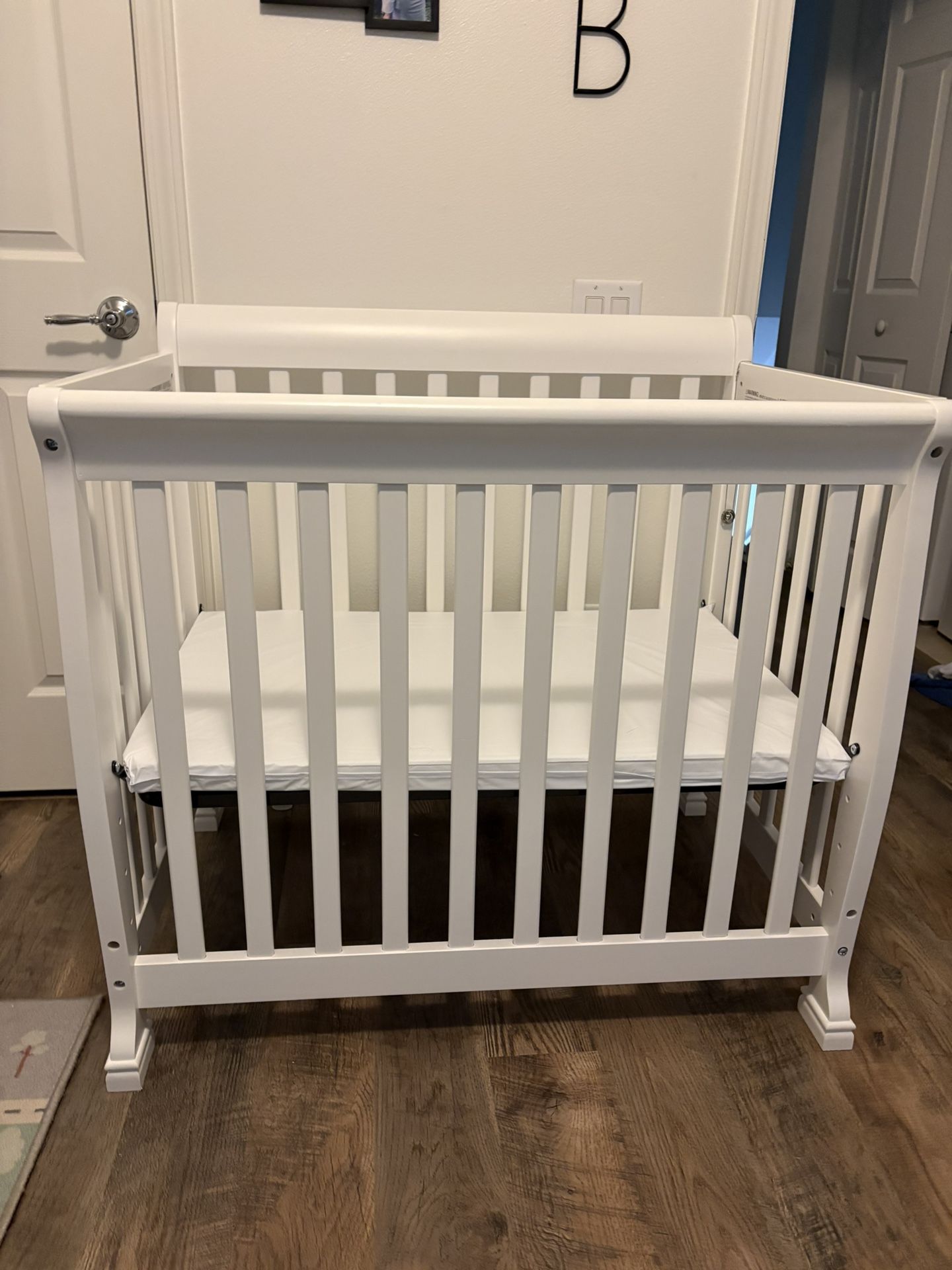 Davinci Mini Crib