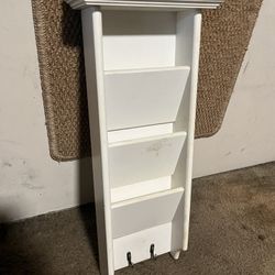 Mail Holder With 2 Key Hooks