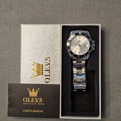 Olevs Men's Sports Dive Style Watch Rotating Bezel
