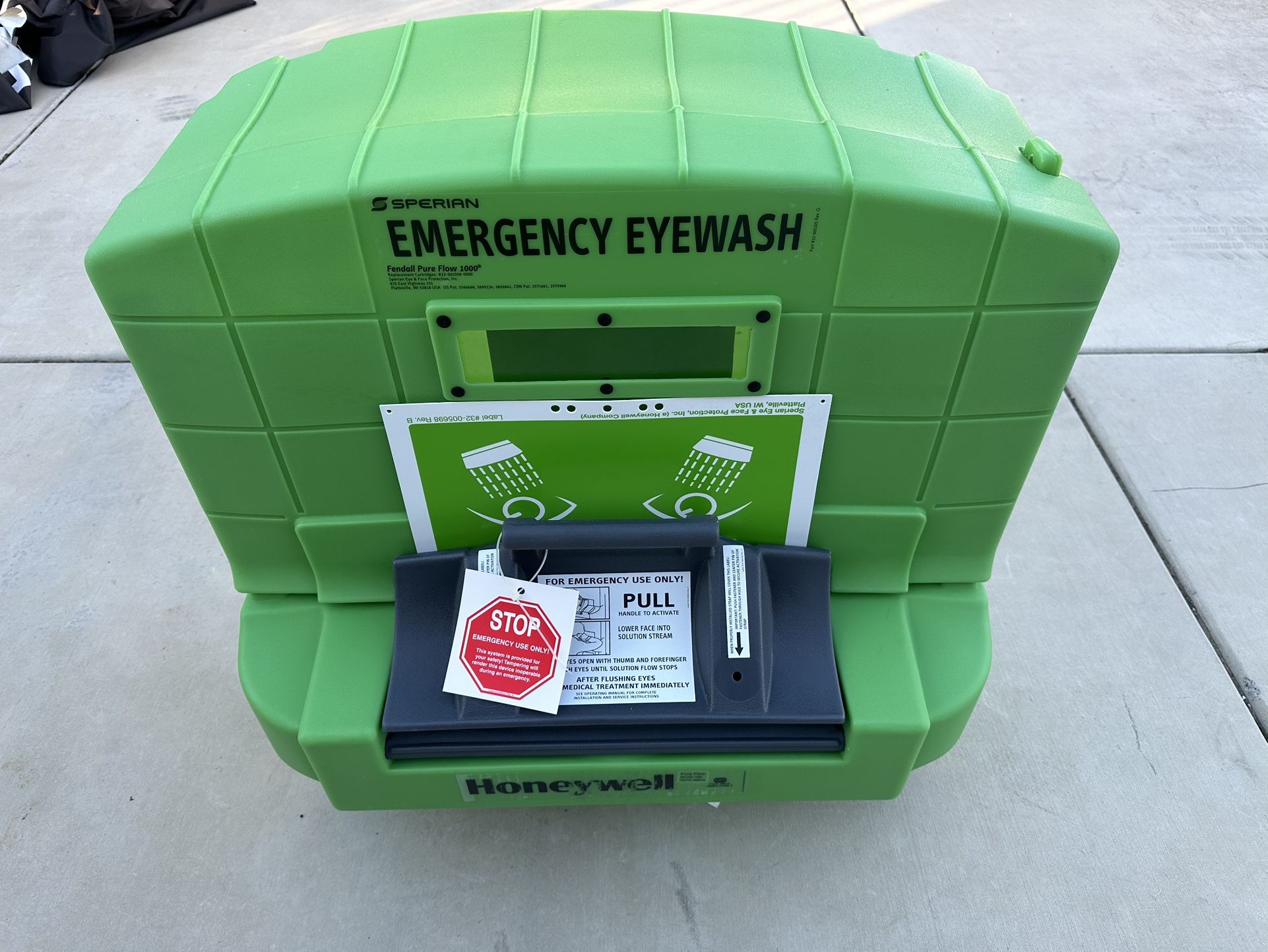 Honeywell Sperian Fendall Pure Flow 1000 Emergency Eyewash Station - Brand New - $275 OBO