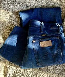 Men’s 32x34 Bootcut Wranglers