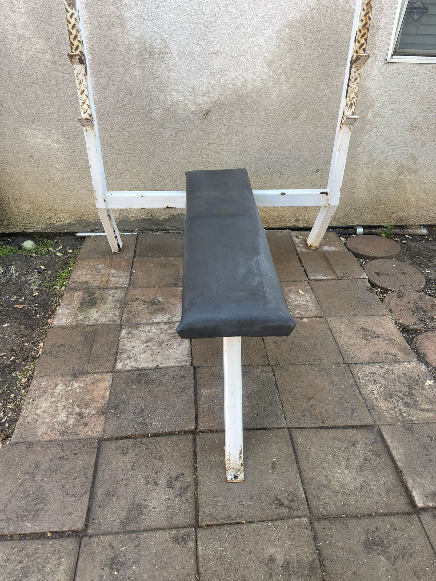 Weight Bench With Rack