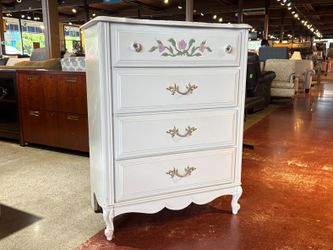 LEA Florid White 4-Drawer Dresser