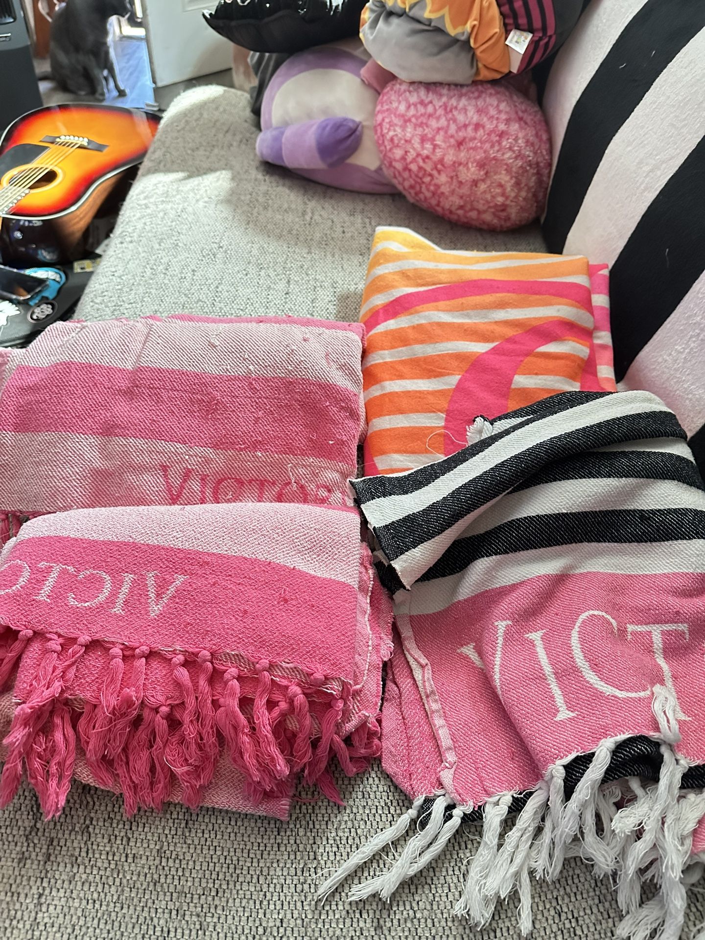 Victorias Secret Towels