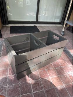 Wooden crate