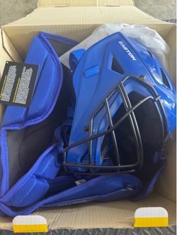 Easton | Black Magic 3.0 Youth Baseball Catcher Gear Set | Helmet, Chest Protector & Leg Guards