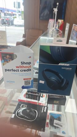New Box - Bose Quietcomfort Headphones- Financing