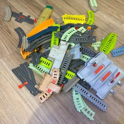 Trackmaster Thomas train tracks