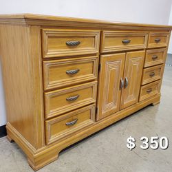 Dresser Solid Wood In Perfect Condition 