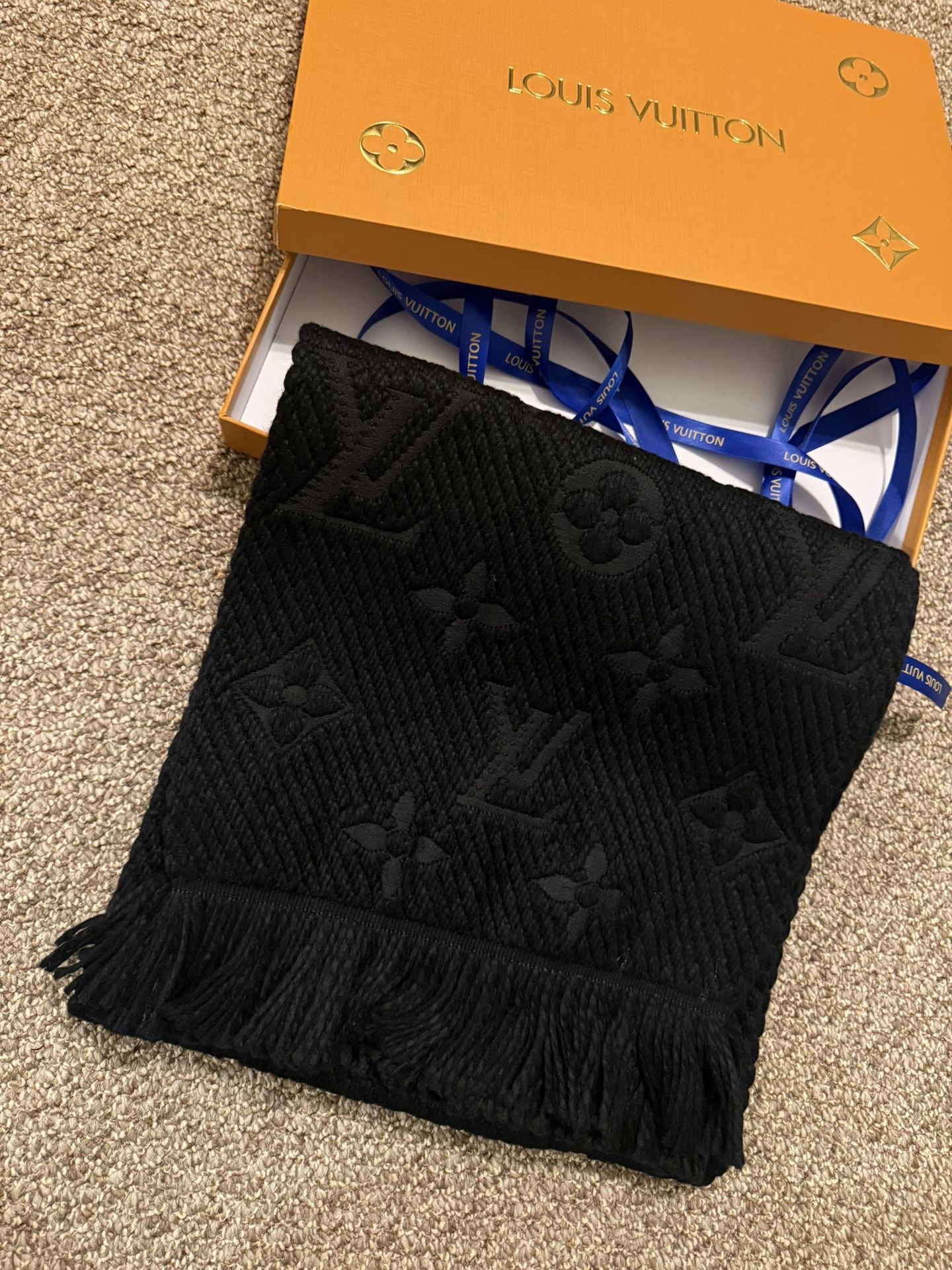 LV Black Scarf 