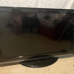 Toshiba 46-Inch LCD HD Flat Screen TV - no flaws!