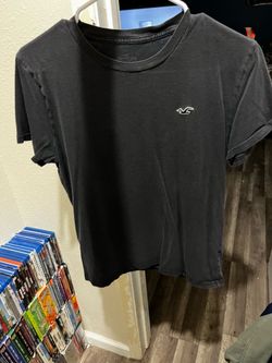 Holister tee