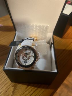 Gucci Dive Watch with Feline Dial