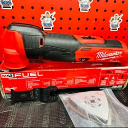 Milwaukee M12 FUEL 12V Lithium-Ion Cordless Oscillating Multi-Tool (Tool-Only)
