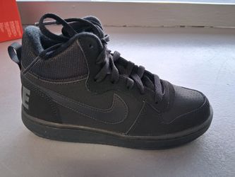 Nike Mid-Top Sneakers  youth size 4Y