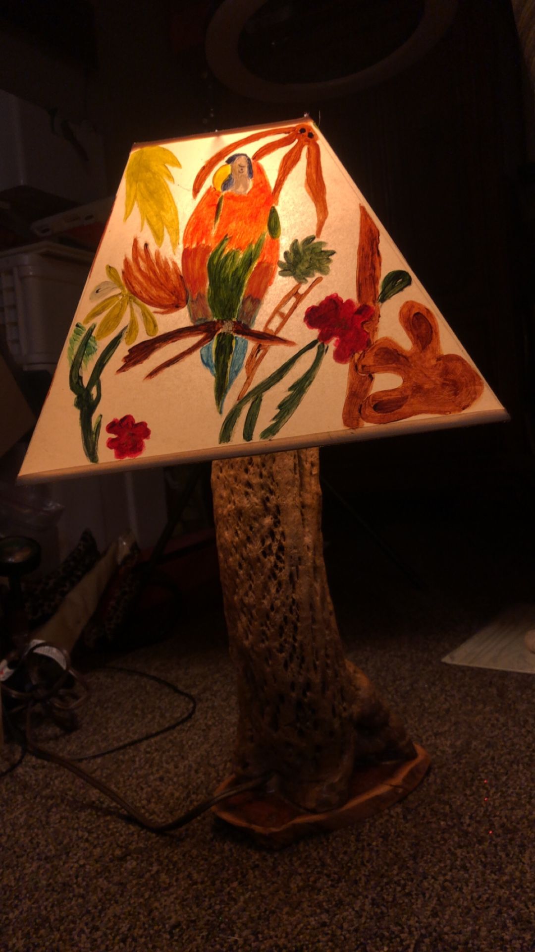VINTAGE HAND PAINTED PARROT SHADE W/STUNNING DRIFTWOOD BASE ON A SLAB OF HARDWOOD