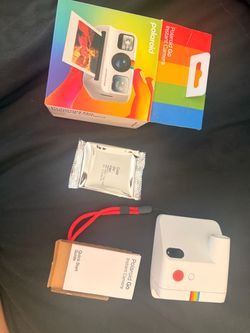 Polaroid Go Camera