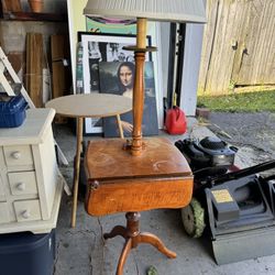 End Table W/Lamp