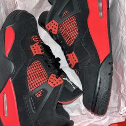 Jordan 4 Red Thunder / Crimson Size 7 Men